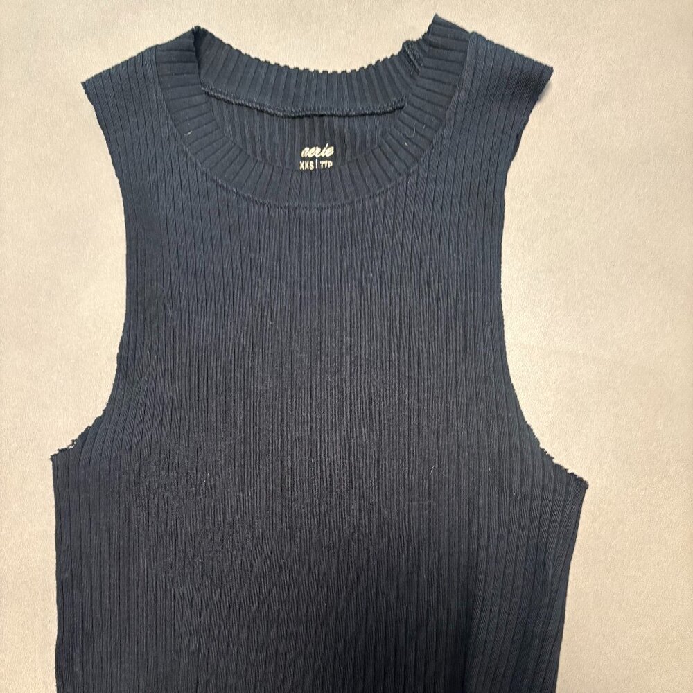 Aerie black ribbed tank